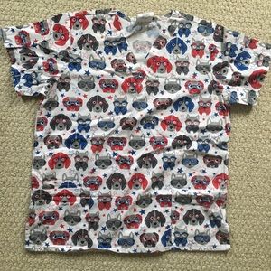 Uniform advantage top never worn brand new condition!